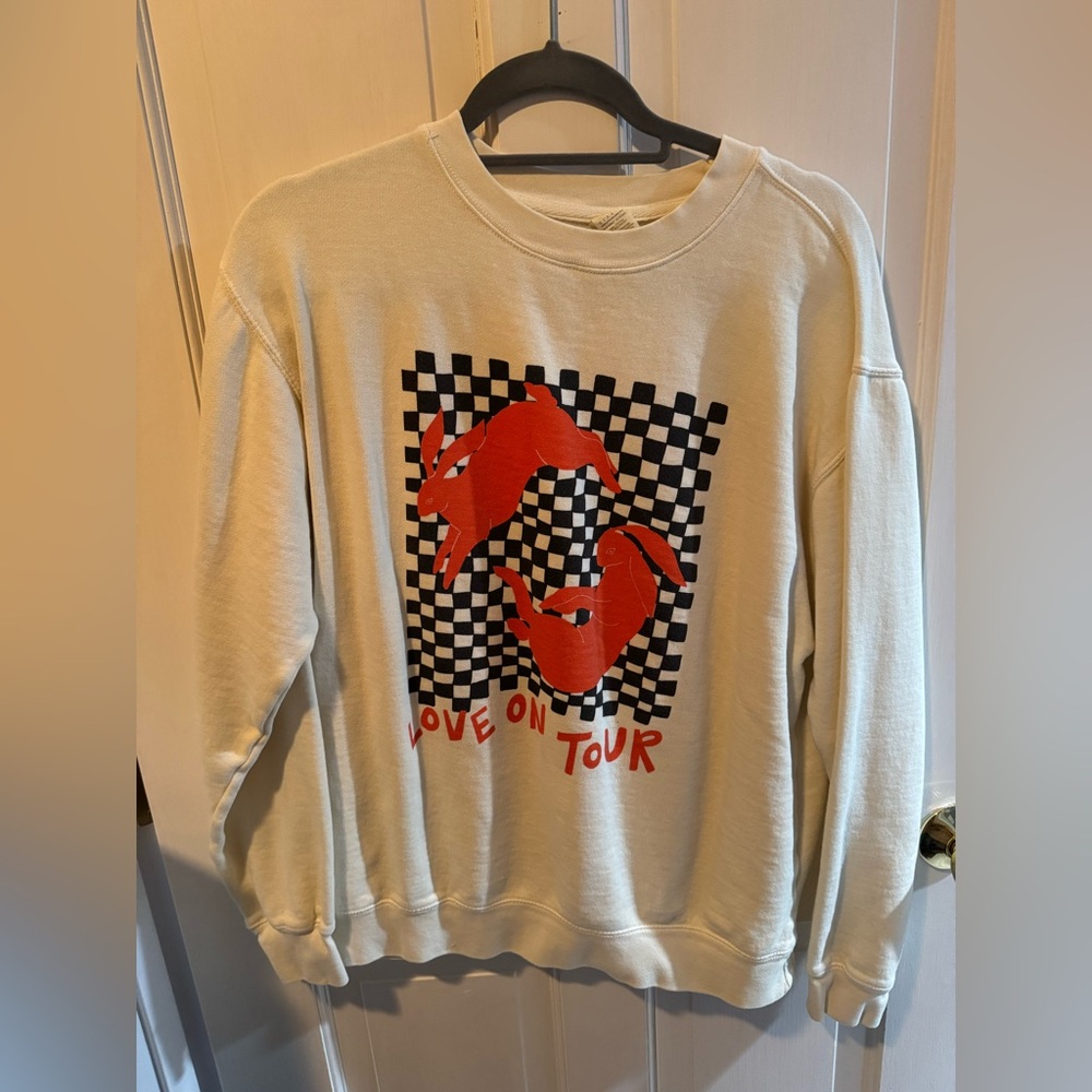 harry styles love on tour crewneck